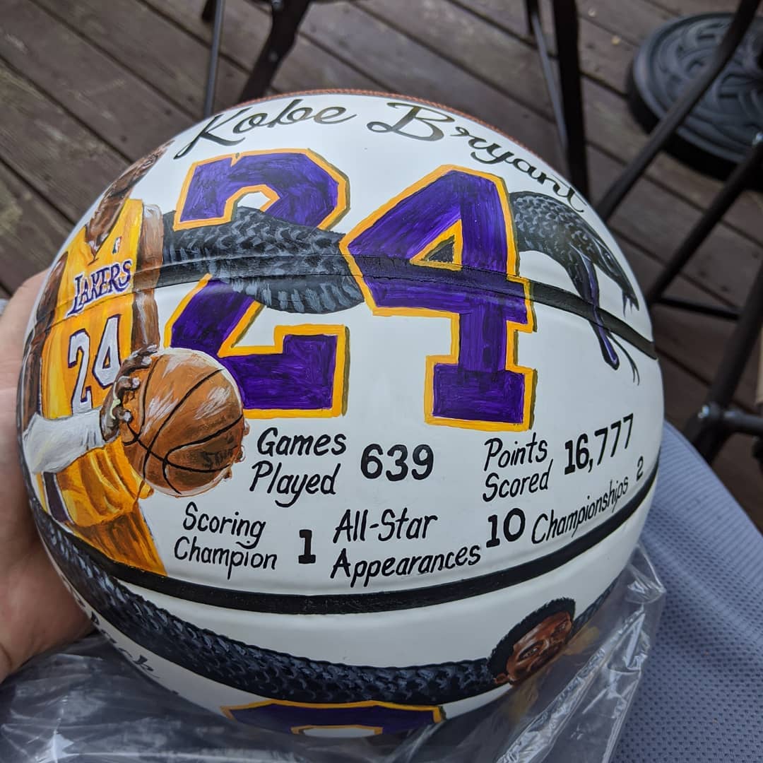 Custom Painted Kobe Bryant Tribute Basketball Black Mamba Lakers auto autograph